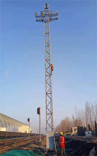 鐵塔維修及維護(hù)