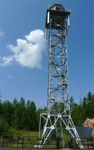 拉線式瞭望塔